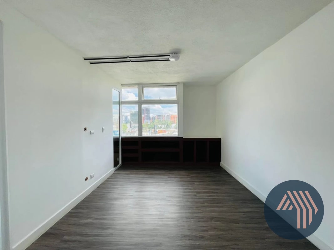 ALQUILER DE CÉNTRICAS OFICINAS DESDE 80MT2 - PLAZA MARÍTIMA, ZONA 10 - 9