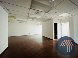 ALQUILER DE OFICINA TABICADA 97MT2 - MURANO CENTER, ZONA 10 — Oficina en Alquiler en Murano Center, Zona 10, Guatemala, Ciudad — miniatura 7 de 11