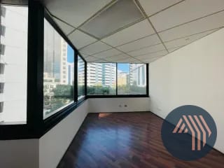 ALQUILER DE OFICINA TABICADA 97MT2 - MURANO CENTER, ZONA 10 — Oficina en Alquiler en Murano Center, Zona 10, Guatemala, Ciudad — miniatura 5 de 11