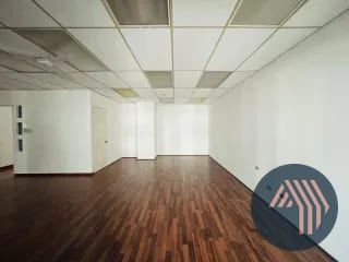 ALQUILER DE OFICINA TABICADA 97MT2 - MURANO CENTER, ZONA 10 — Oficina en Alquiler en Murano Center, Zona 10, Guatemala, Ciudad — miniatura 3 de 11