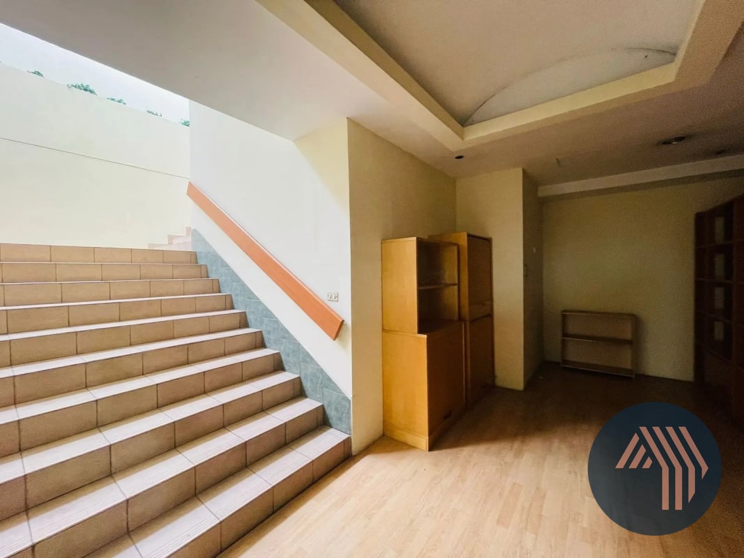 ALQUILER DE AMPLIA OFICINA PENTHOUSE 829MT2 - MURANO, ZONA 10 - 5