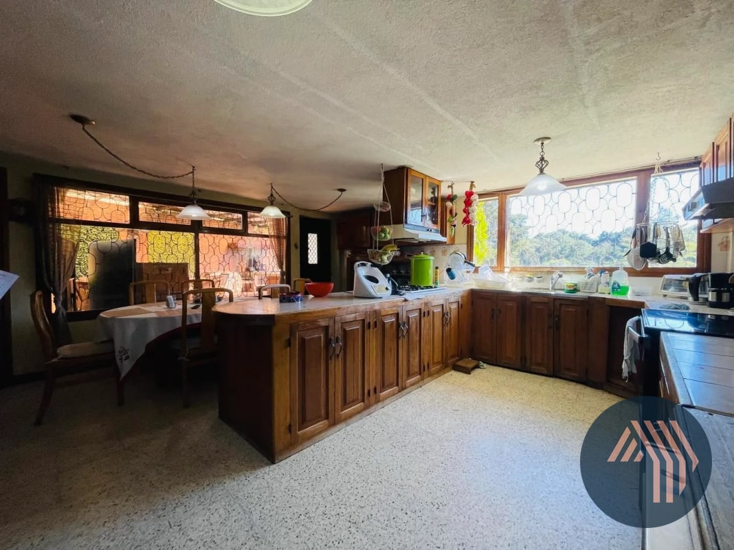 VENTA DE AMPLIA CASA - LOMAS DE SAN RAFAEL, KM 16 CES - 4