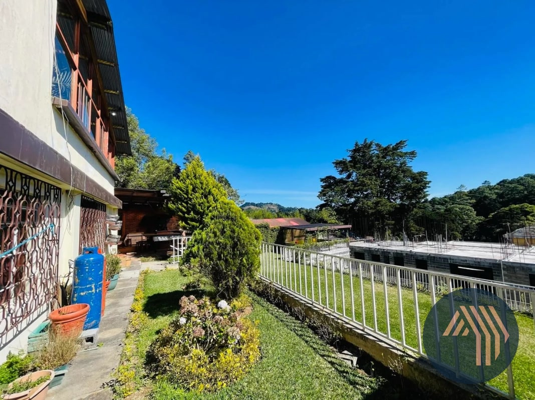 VENTA DE AMPLIA CASA - LOMAS DE SAN RAFAEL, KM 16 CES - 3