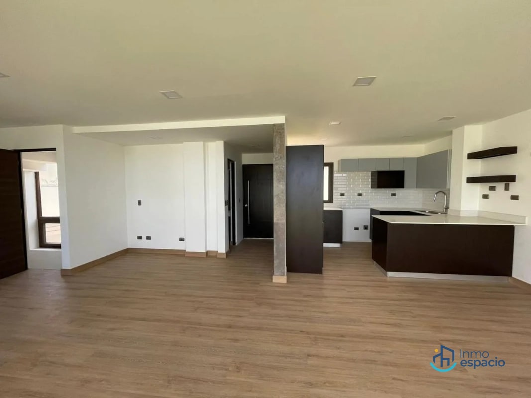 Casa Nueva en Venta, zona 15 - 7
