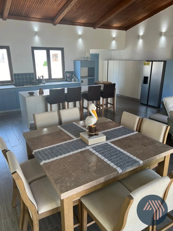 VENTA DE HERMOSA CASA AMUEBLADA - LIKIN — Casa vacacional en Venta en Likin, Puerto Quetzal, Escuintla — foto 10 de 13
