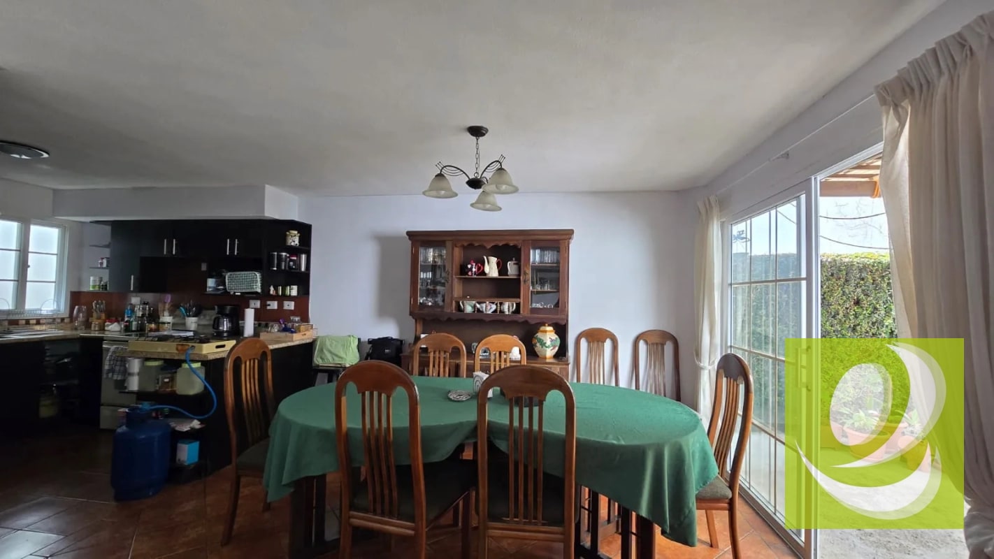 EN VENTA CASA EN JARDINES DE ARRAZOLA CERCA DE LA U - 3