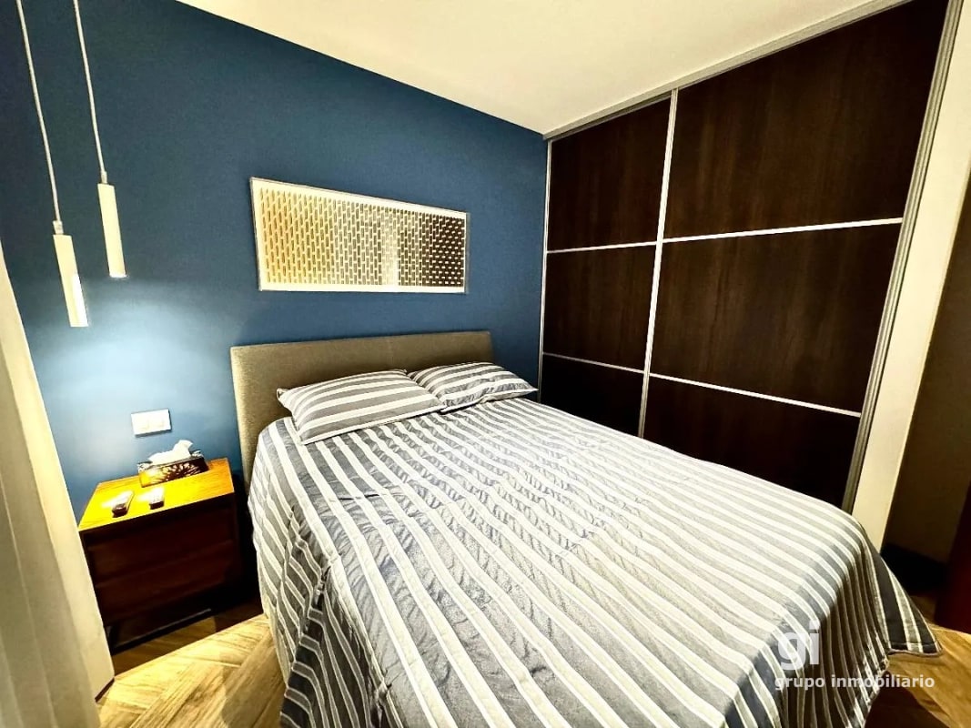 Apartamento en venta amueblado 3 dormitorios y cuarto de servicios, zona 10 - 6