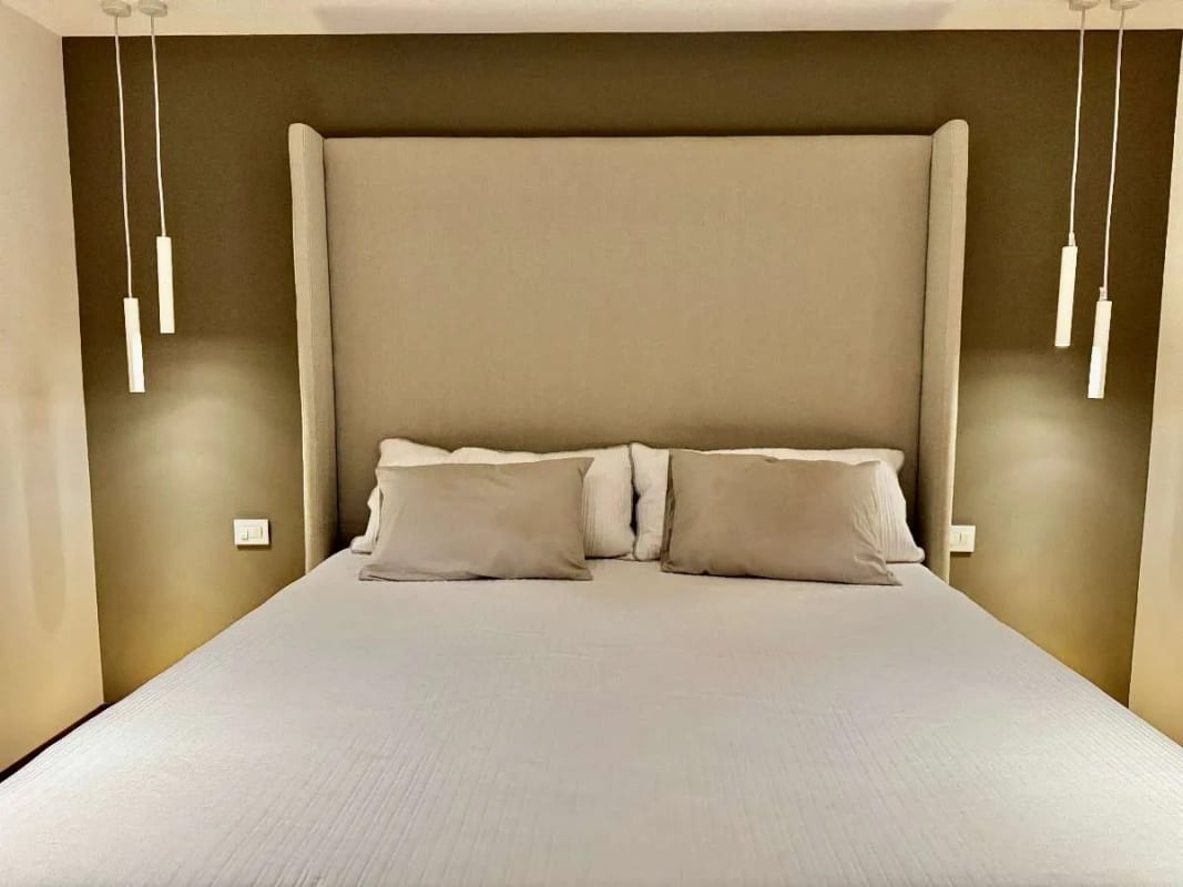 Apartamento en venta amueblado 3 dormitorios y cuarto de servicios, zona 10 — Apartamento en Venta en Zona 10, Guatemala, Ciudad — foto 2 de 14