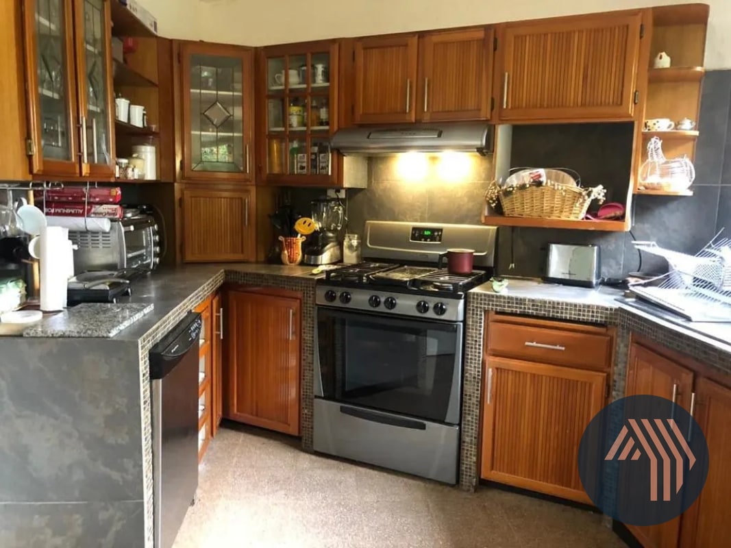 VENTA DE CÓMODA CASA - SAN ANTONIO, KM 17.5 CES - 8