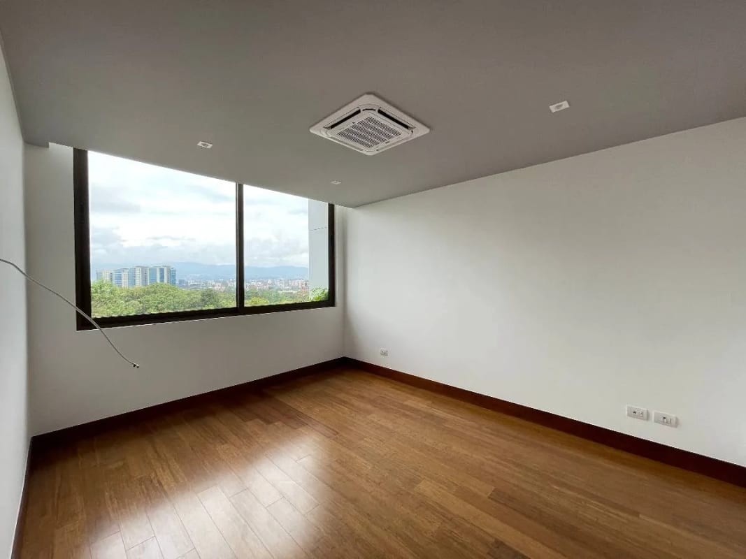 APARTAMENTO RENTA ZONA 15 VH2, DE 3 DORMITORIOS Y DORMITORIO DE SERVICIO — Apartamento en Alquiler en Zona 15, Guatemala, Ciudad — foto 5 de 10