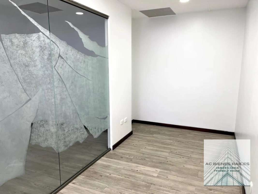 Oficina en venta Torino 1 - 6
