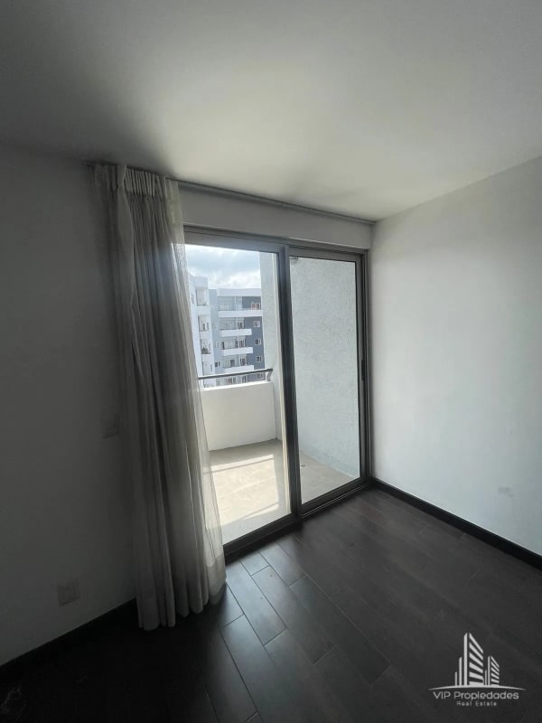 Zona 14 Attica II, Apartamento en alquiler - 3