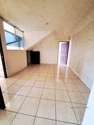 CASA EN VENTA ARRAZOLA 2 IDEAL PARA INVERSIONISTAS — Casa en Venta en Carretera a El Salvador, Guatemala, Ciudad — miniatura 5 de 12