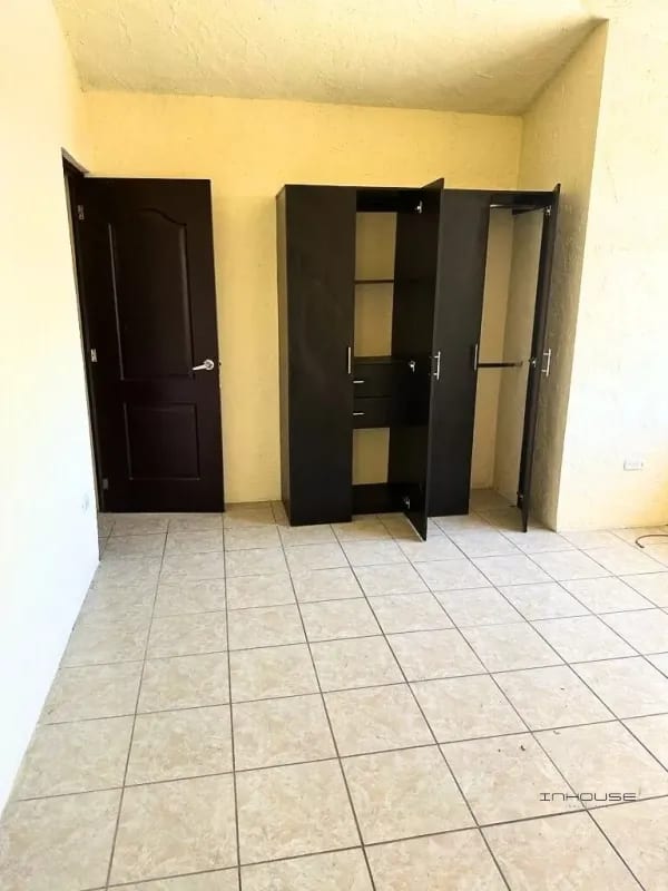 CASA EN VENTA ARRAZOLA 2 IDEAL PARA INVERSIONISTAS — Casa en Venta en Carretera a El Salvador, Guatemala, Ciudad — foto 2 de 12
