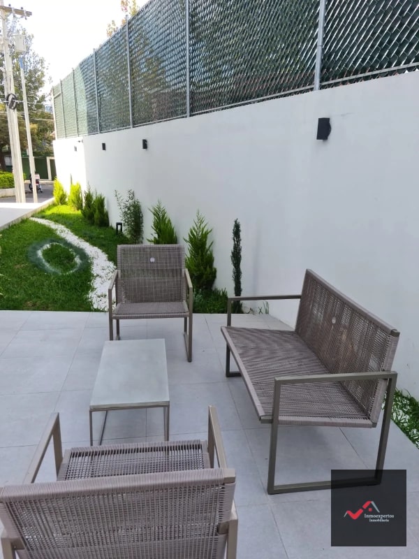 APARTAMENTO EN VENTA ZONA 14 EDIFICIO AOKI - 2