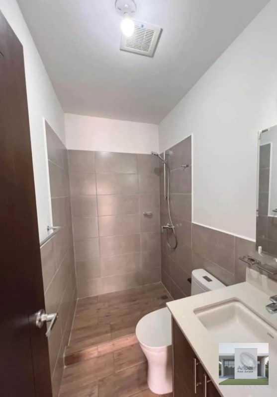 CASALINI DIAGONAL Apartamento 2 Dormitorios cada uno con baño, balcón y walk in closet, Zona 10 — Apartamento en Alquiler en Casalini Diagonal 6, Zona 10, Guatemala, Ciudad — foto 7 de 11
