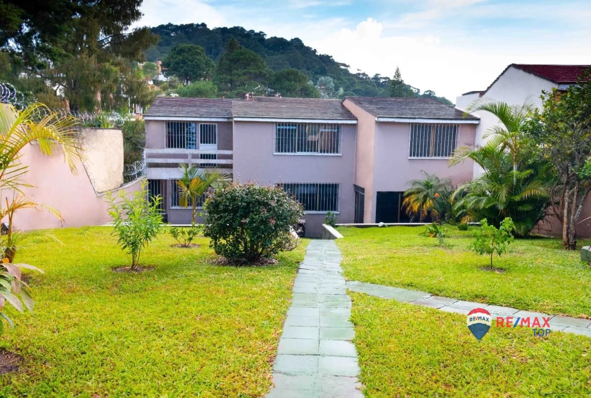 CASA EN COND. LA MONTAÑA, ZONA 16 - 9