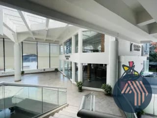 ALQUILER DE OFICINA TABICADA 154MT2 - MURANO CENTER, ZONA 10 — Oficina en Alquiler en Murano Center, Zona 10, Guatemala, Ciudad — miniatura 4 de 13