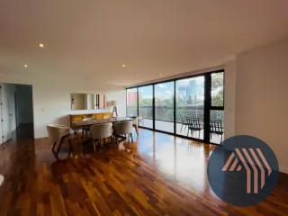ALQUILER DE AMPLIOS APARTAMENTOS - LUCCA, ZONA 10 — Apartamento en Alquiler en Lucca, Zona 10, Guatemala, Ciudad — miniatura 12 de 17