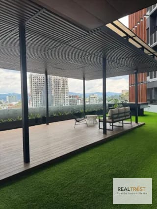 OFICINA EN RENTA EDIFICIO SÉPTIMO ZONA 4 — Oficina en Alquiler en Zona 4, Guatemala, Ciudad — miniatura 5 de 15