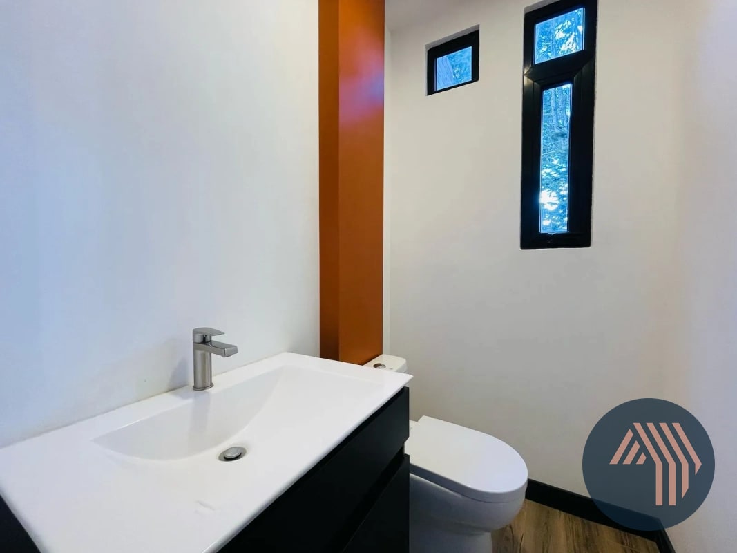 VENTA DE MODERNA CASA - SAN ANTONIO, KM 16 CARR. SALVADOR - 4