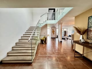 Casa moderna con piscina 4 habs / fuera de garita Z.14 — Casa en Venta en Zona 14, Guatemala, Ciudad — miniatura 16 de 16