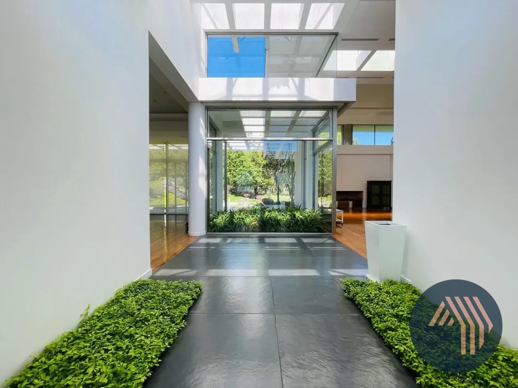 Venta de Lujosa Mansión con Piscina y Helipuerto - Sausalito, Fraijanes — Casa en Venta en Sausalito, Carretera a El Salvador, Guatemala, Ciudad — foto 16 de 17