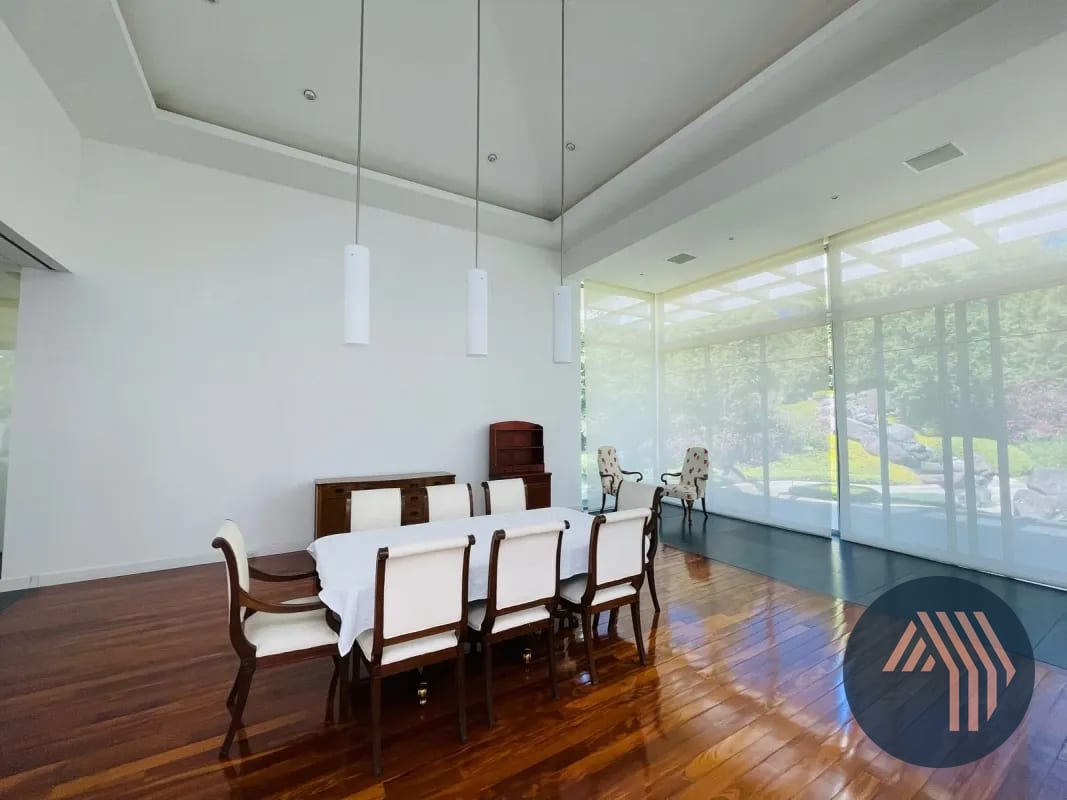 Venta de Lujosa Mansión con Piscina y Helipuerto - Sausalito, Fraijanes — Casa en Venta en Sausalito, Carretera a El Salvador, Guatemala, Ciudad — foto 14 de 17
