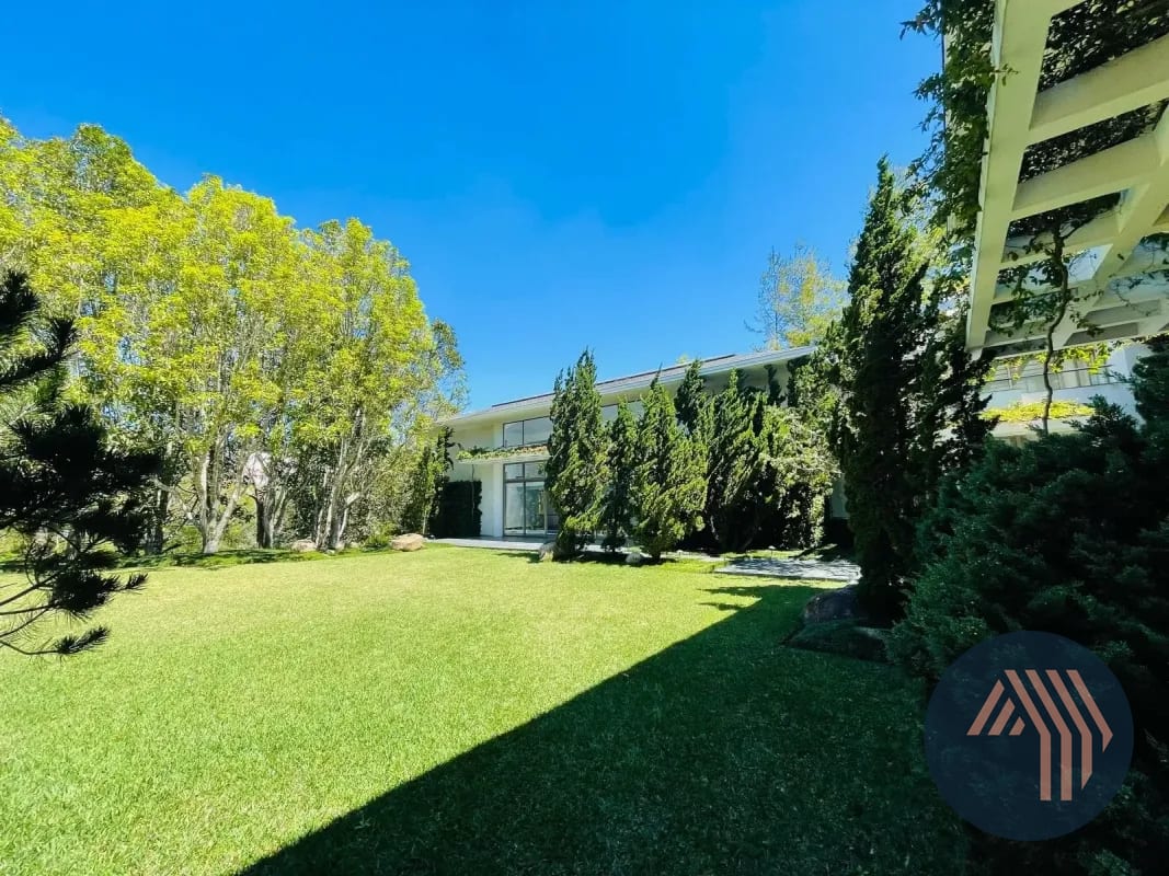 Venta de Lujosa Mansión con Piscina y Helipuerto - Sausalito, Fraijanes — Casa en Venta en Sausalito, Carretera a El Salvador, Guatemala, Ciudad — foto 9 de 17