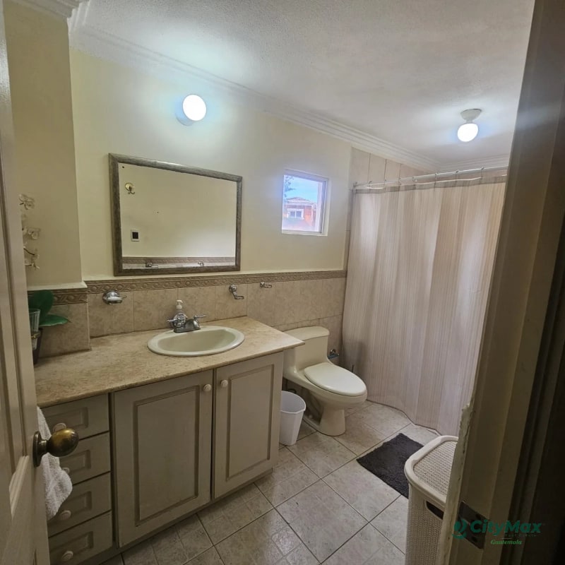 En venta casa en Santiago de Compostela - 2