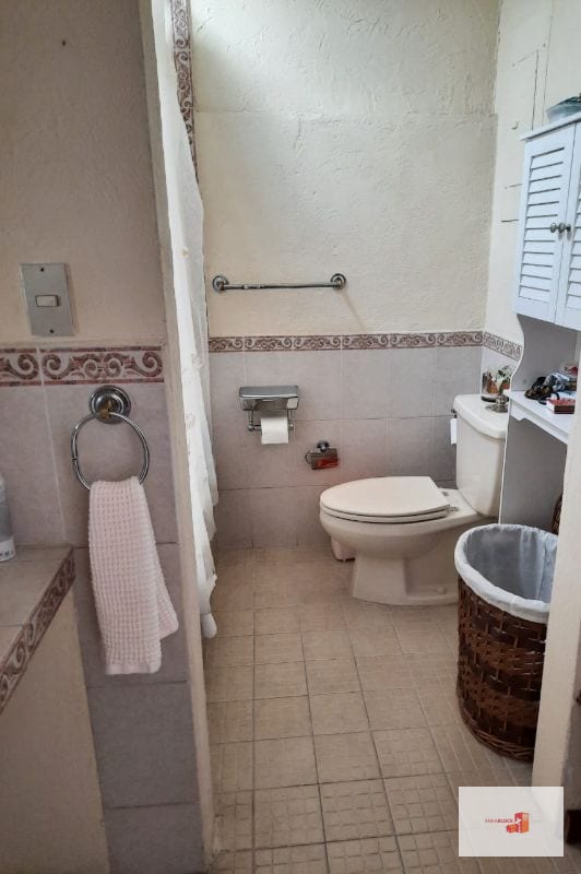 Casa uso residencia, oficina o incluso bodega Col.Trinidad — Bodega / Ofibodega en Venta en Trinidad, Zona 15, Guatemala, Ciudad — foto 6 de 10