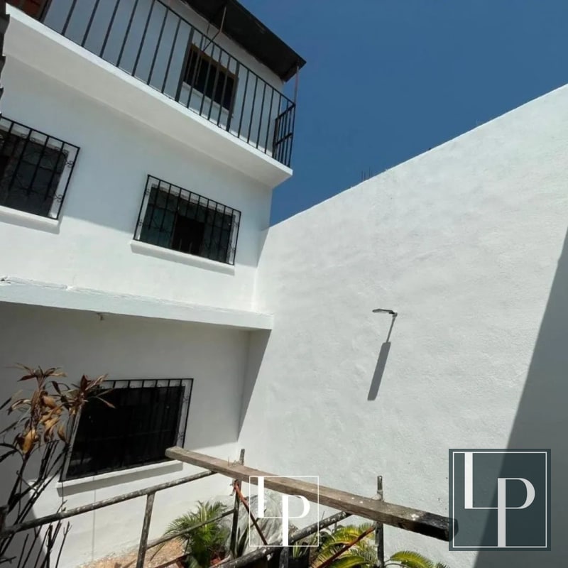 Casa de 3 Niveles en Venta en Escuintla - 2