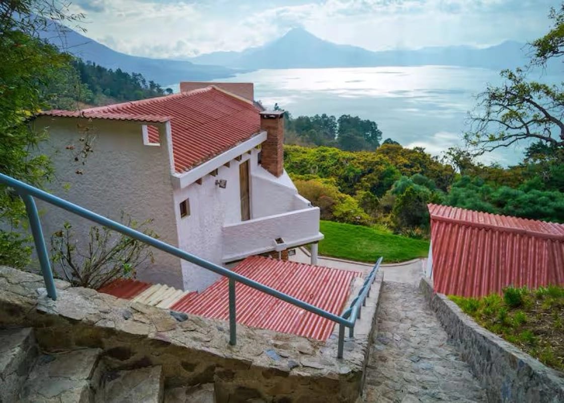 Casa en venta con vista al Lago de Atitlan a 20 minutos de Panajachel — Casa vacacional en Venta en San Andres Semetabaj, Sololá — foto 9 de 17
