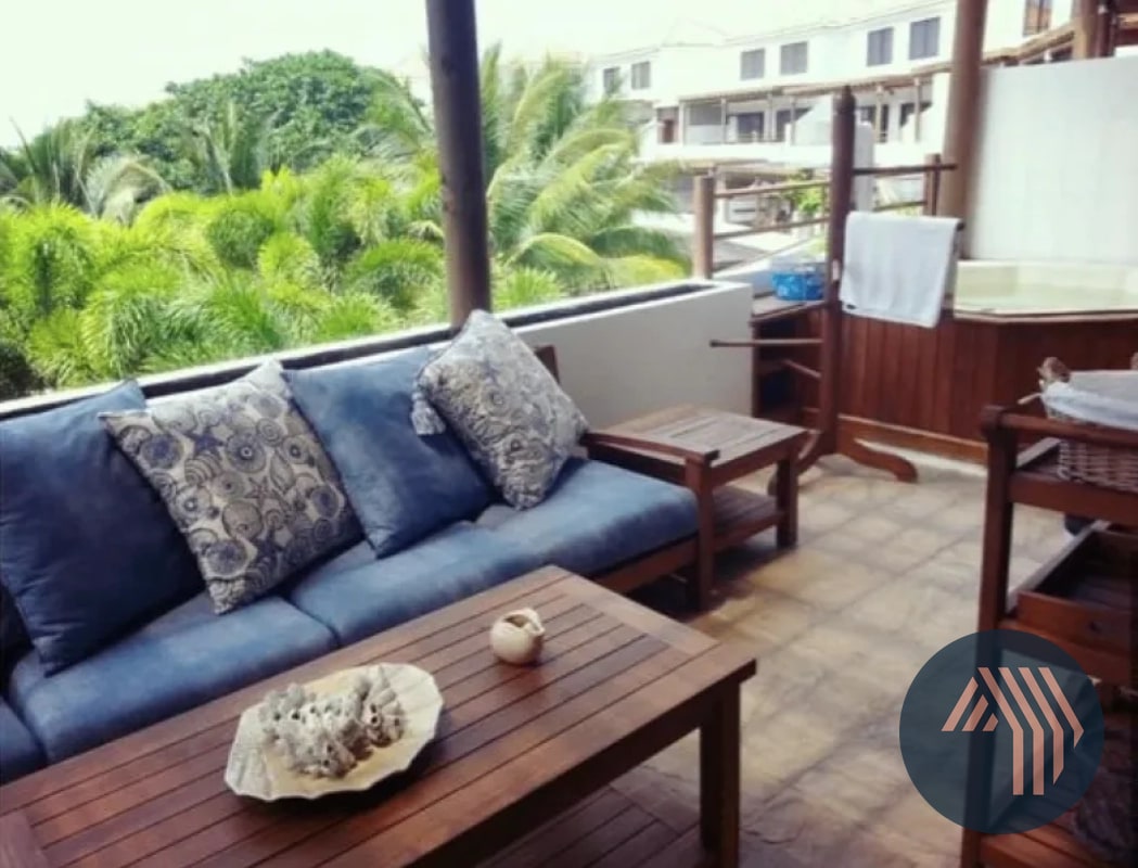VENTA DE VILLA AMUEBLADA - LOS CABOS, MONTERRICO — Casa vacacional en Venta en Villa Los Cabos, Monterrico, Santa Rosa — foto 8 de 10