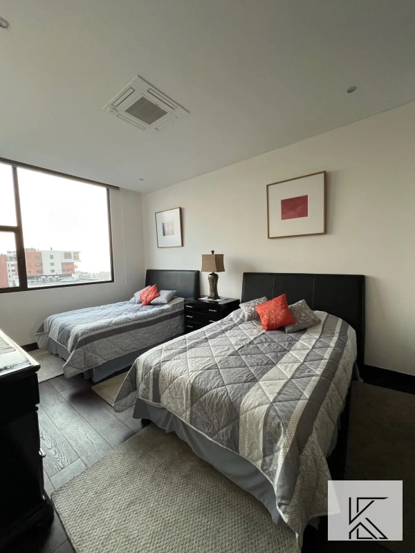Lujoso y elegante apartamento en Edificio Echo zona 14 — Edificio en Alquiler en Echo, Zona 14, Guatemala, Ciudad — foto 15 de 16
