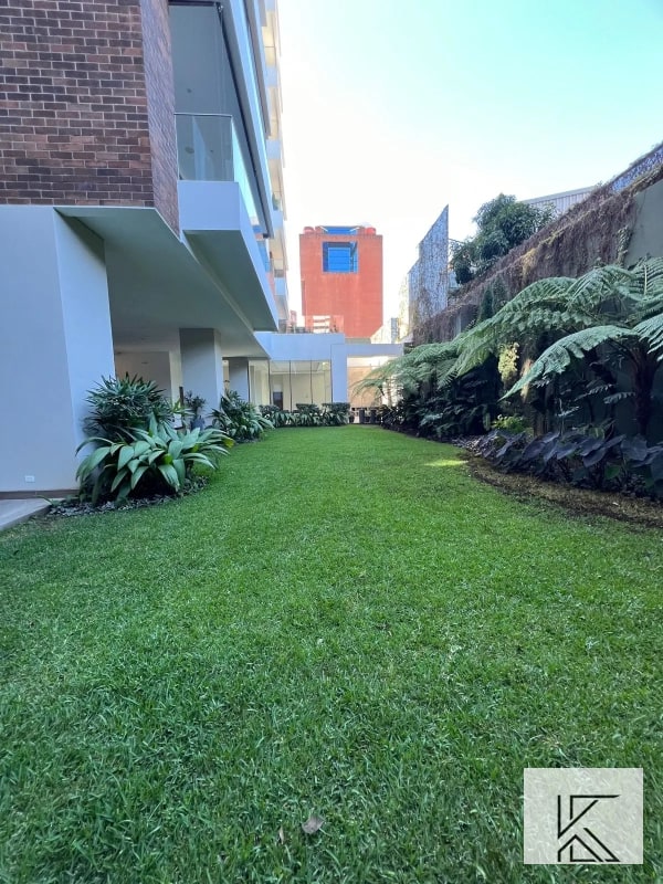 Lujoso y elegante apartamento en Edificio Echo zona 14 — Edificio en Alquiler en Echo, Zona 14, Guatemala, Ciudad — foto 7 de 16
