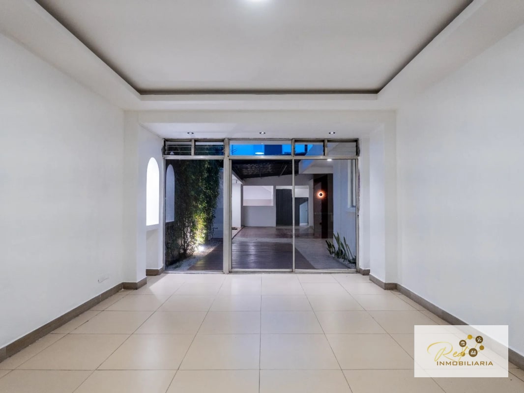 Venta de casa en zona 13 - 10