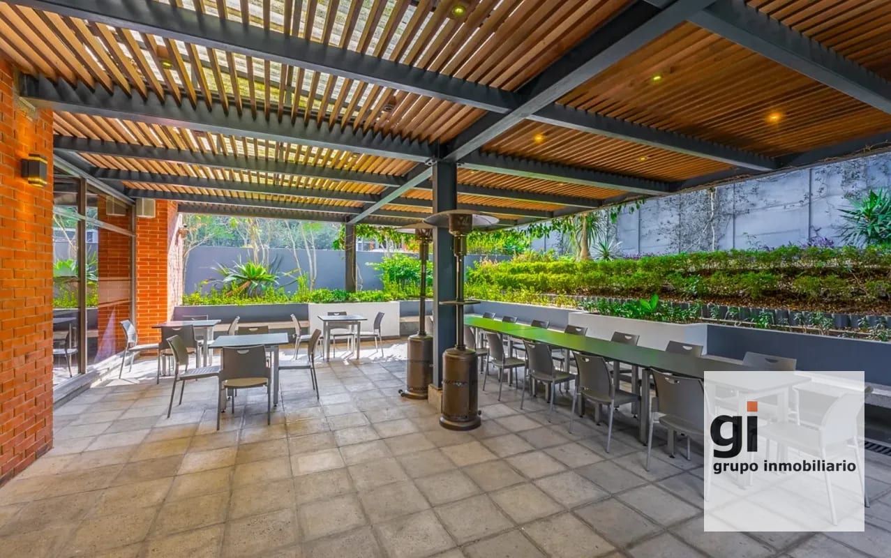 Interesante Propiedad en alquiler para Negocio, Academias, Universidades, Restaurantes, Negocios de Entretenimiento y más en zona 15. — Local en Alquiler en Zona 15, Guatemala, Ciudad — foto 8 de 11