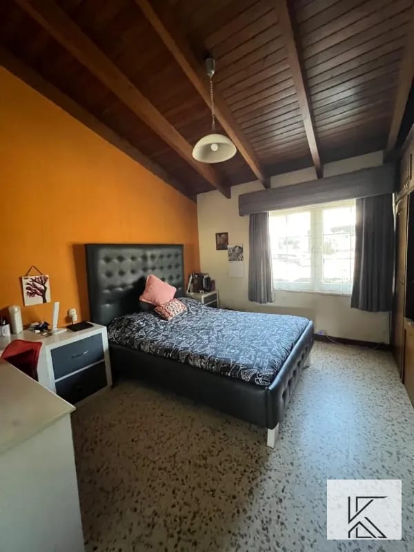 Bella casa en Venta en zona 7 de Mixco, a pocas cuadras de la a Roosevelt — Casa en Venta en Zona 7 Mixco, Guatemala, Ciudad — foto 7 de 16