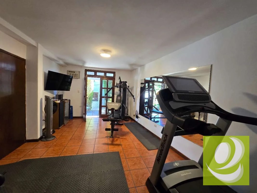 EN VENTA 2 AMPLIAS CASA JUNTAS EN GRANJAS SAN CRISTOBAL - 1