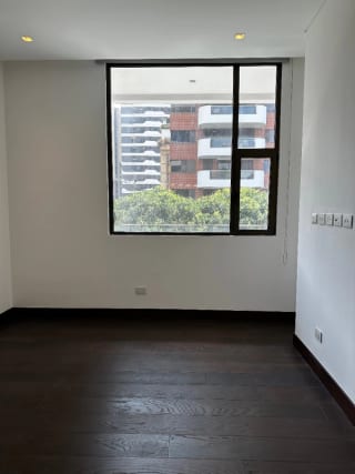 Echo zona 14-Apartamento en alquiler — Apartamento en Alquiler en Echo, Zona 14, Guatemala, Ciudad — miniatura 8 de 17