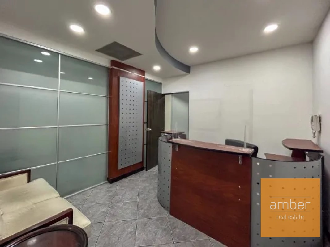 Oficina en Europlaza, zona 14 - 9