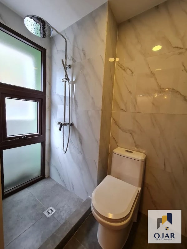 APARTAMENTOS EN PRE-VENTA EN ZONA 11, A 1 CUADRA DE CC MIRAFLORES - 1