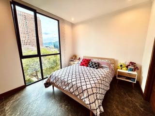 Apartamento en Renta en Zona 10 con Espacios Amplios y Funcionales + Amenidades Exclusivas — Apartamento en Alquiler en Zona 10, Guatemala, Ciudad — miniatura 13 de 17