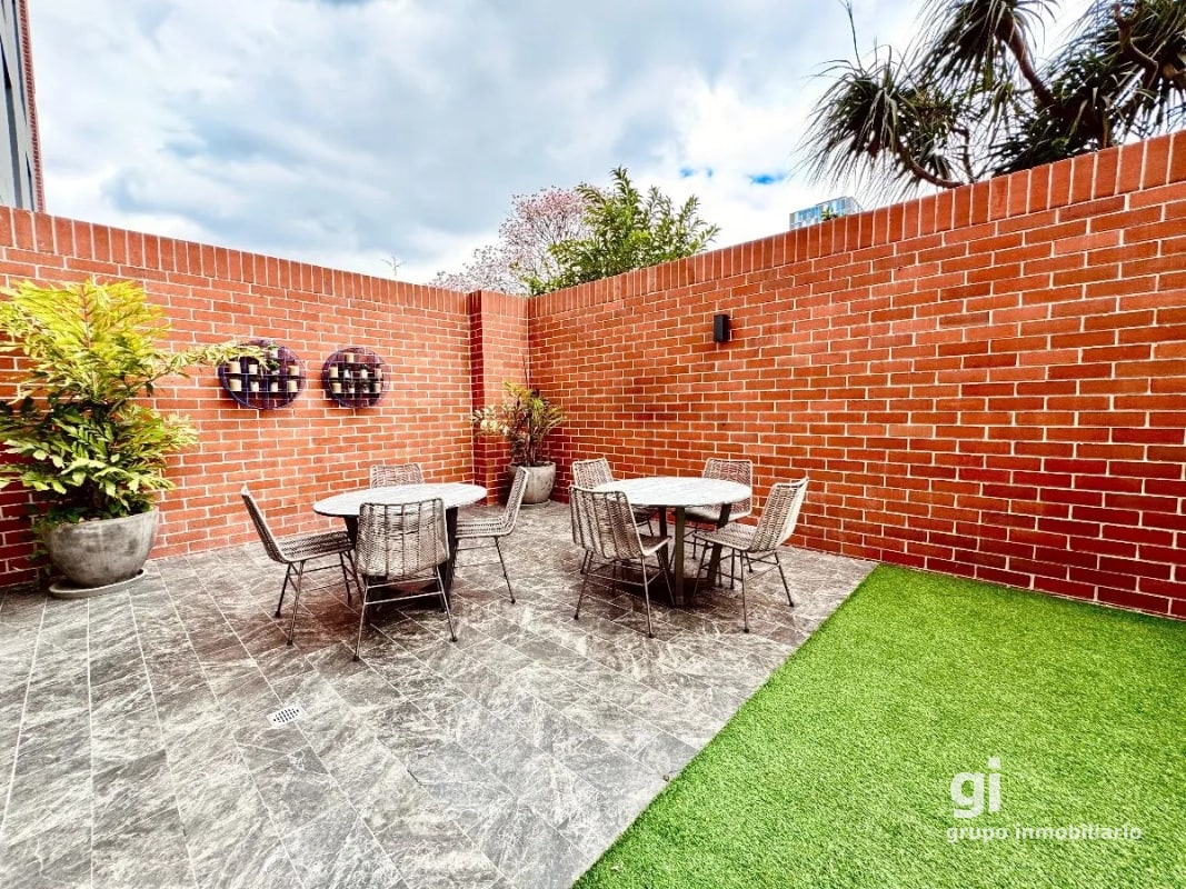 Apartamento en Renta en Zona 10 con Espacios Amplios y Funcionales + Amenidades Exclusivas - 5