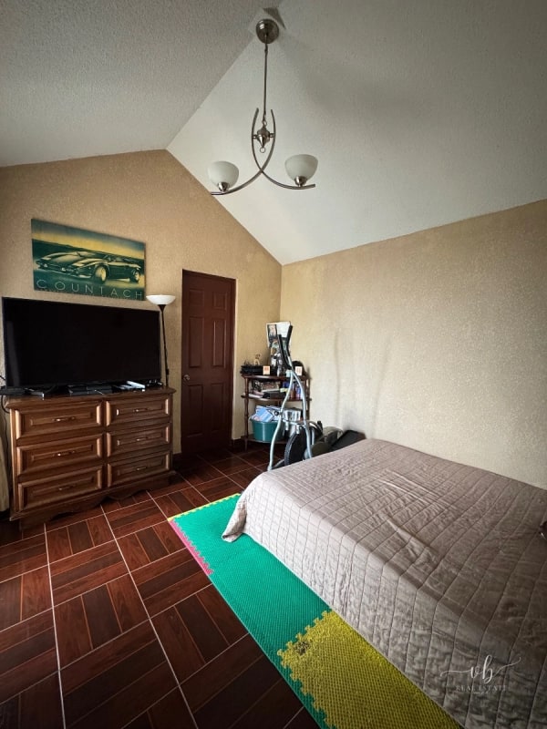 Casa en venta - Montebello 2 - CAES km 9.5 - 10