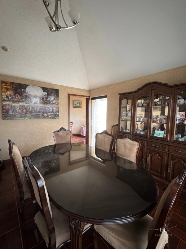 Casa en venta - Montebello 2 - CAES km 9.5 - 4