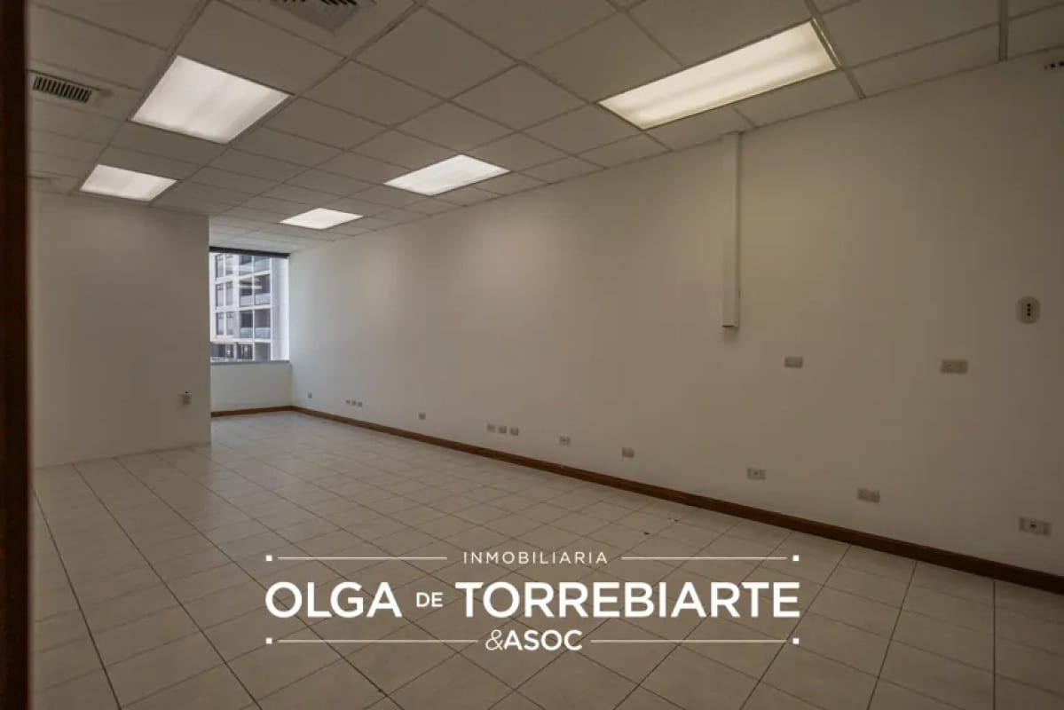 Oficina en Zona Pradera, Zona 10 — Oficina en Alquiler en Zona Pradera, Zona 10, Guatemala, Ciudad — foto 5 de 14