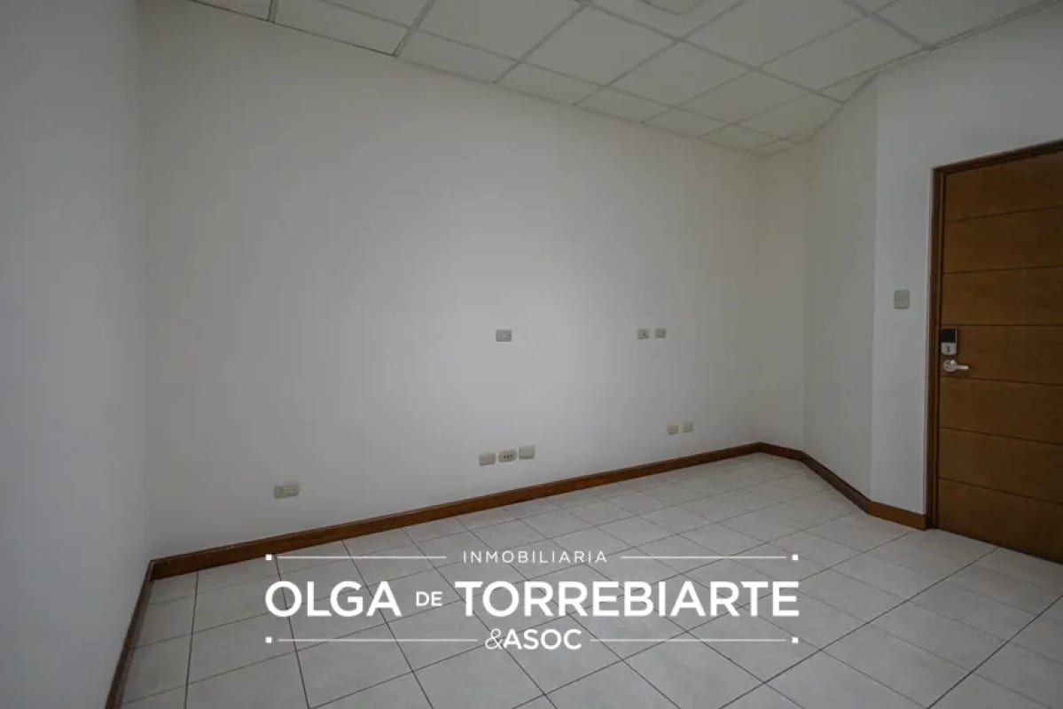 Oficina en Zona Pradera, Zona 10 — Oficina en Alquiler en Zona Pradera, Zona 10, Guatemala, Ciudad — foto 14 de 14