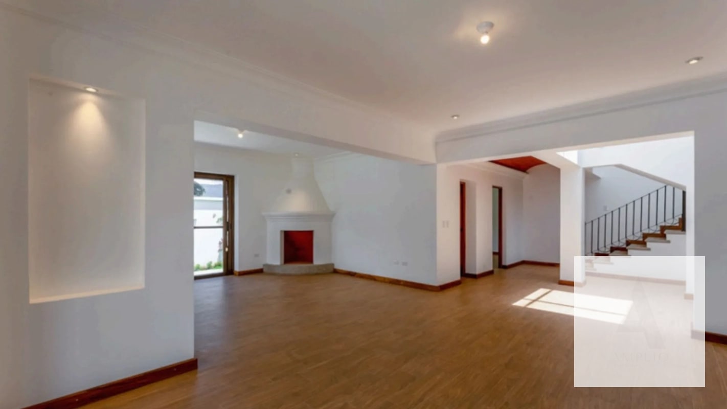 Casa con amplio jardín para estrenar en VENTA -Antigua Guatemala - 4